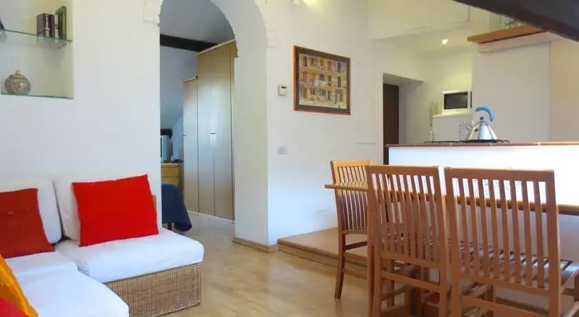 Temporary House - City Centre 2 - photo 4