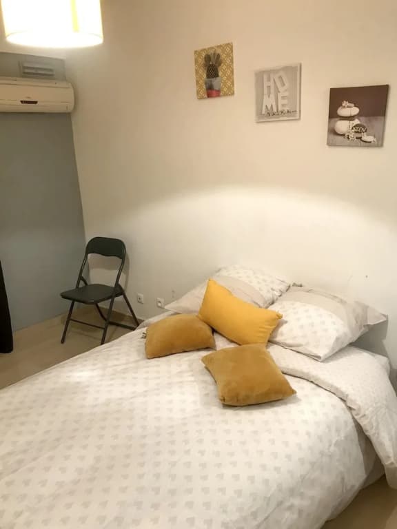 Studio In Nice With Balcony And Wifi 20 M From The Beach - photo 3