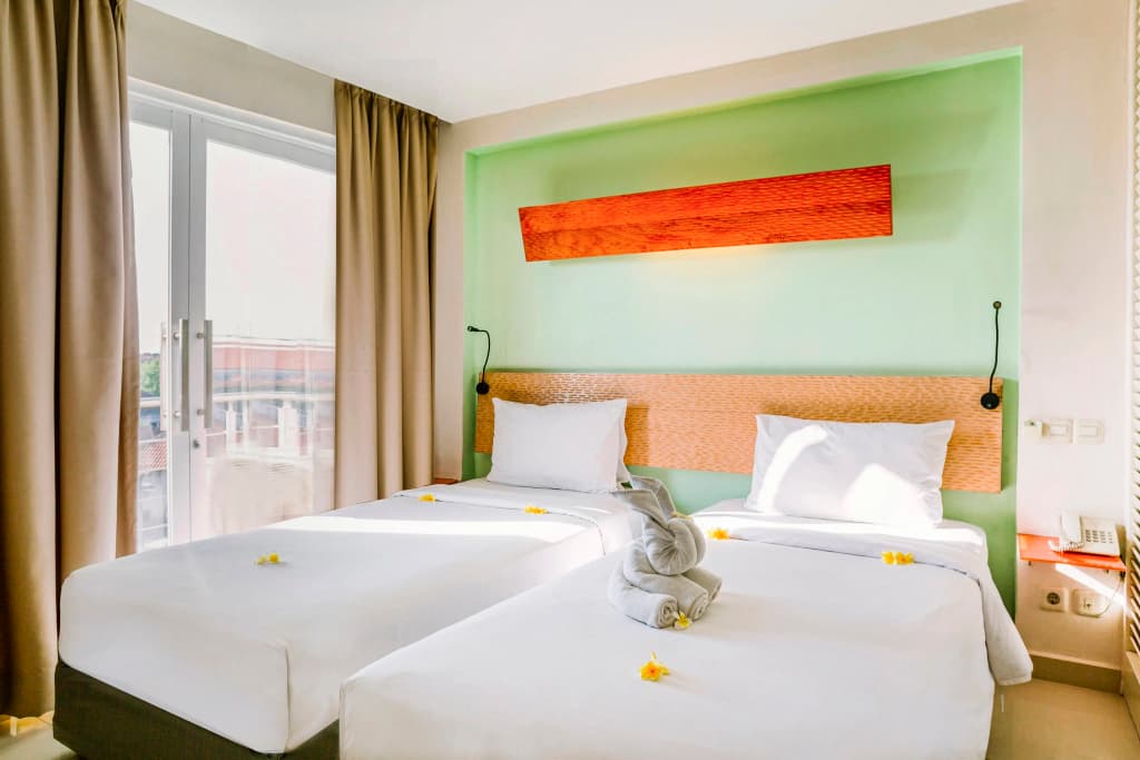 HARRIS Hotel & Residence Riverview Kuta Bali - photo 5