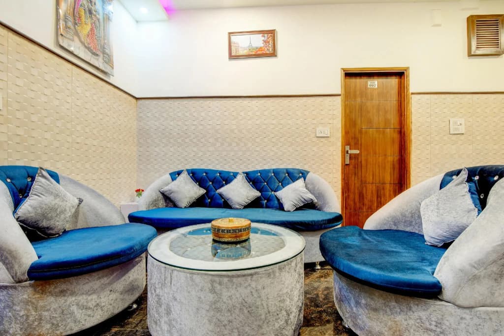 OYO 69583 Hotel Amit - main photo