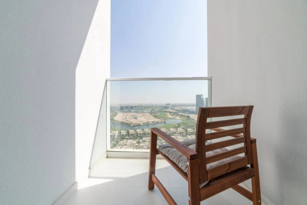 Immaculate 1BR apartment at Carson C - photo 6