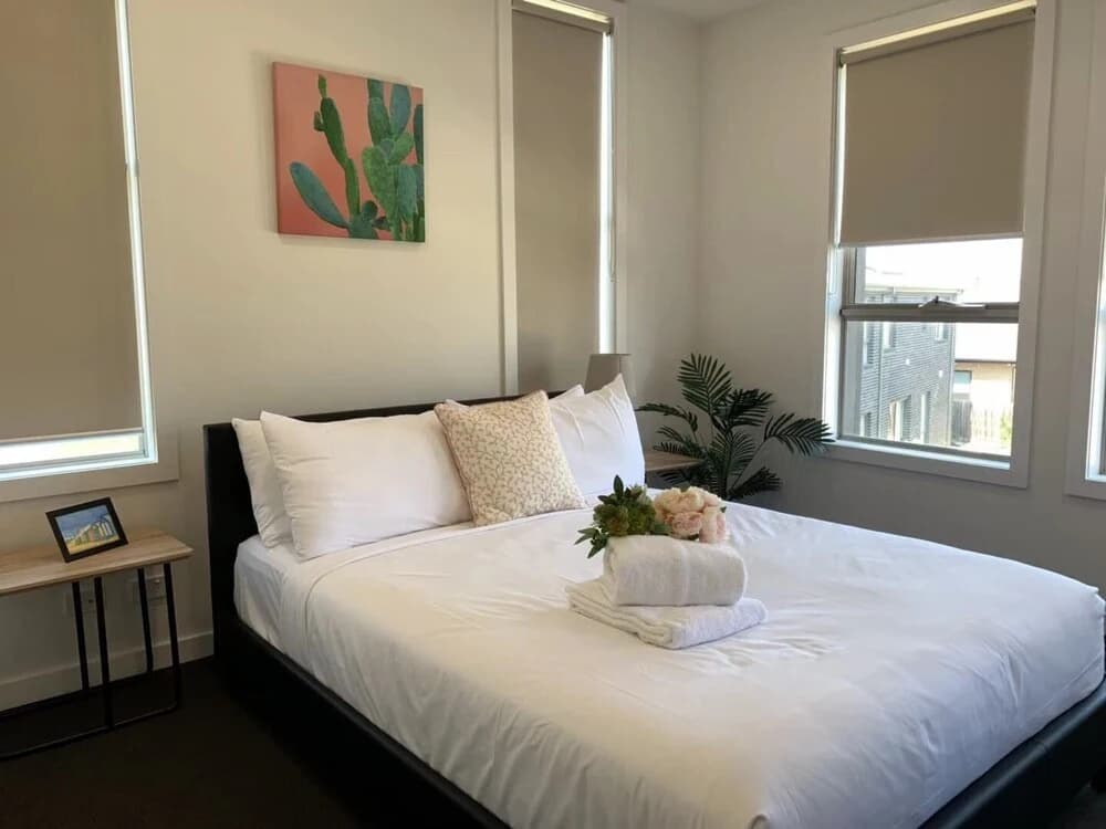 Delicate Bundoora townhouse 10 - main photo