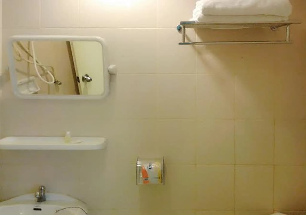 Rainforest Guest House - photo 7