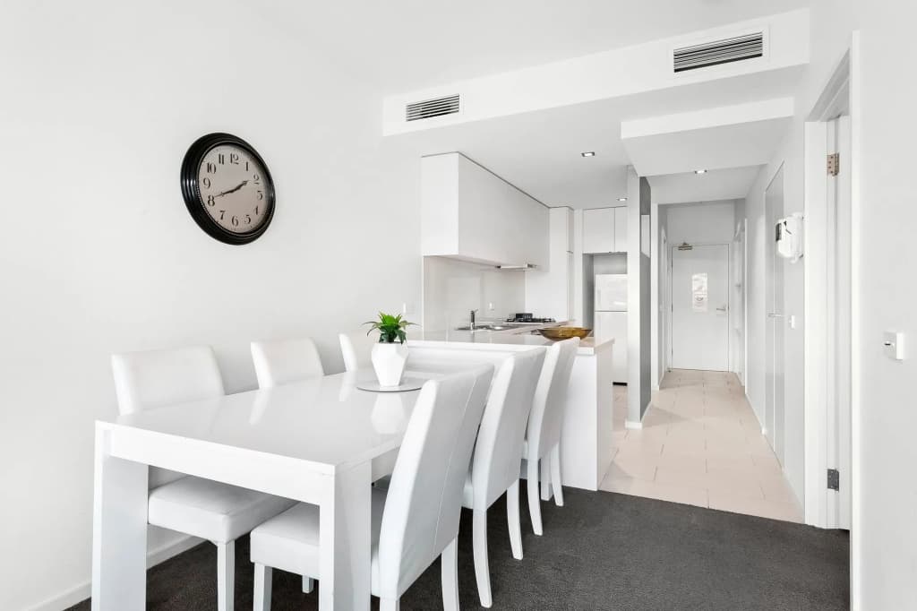 Waterfront Melbourne Apartments - photo 26