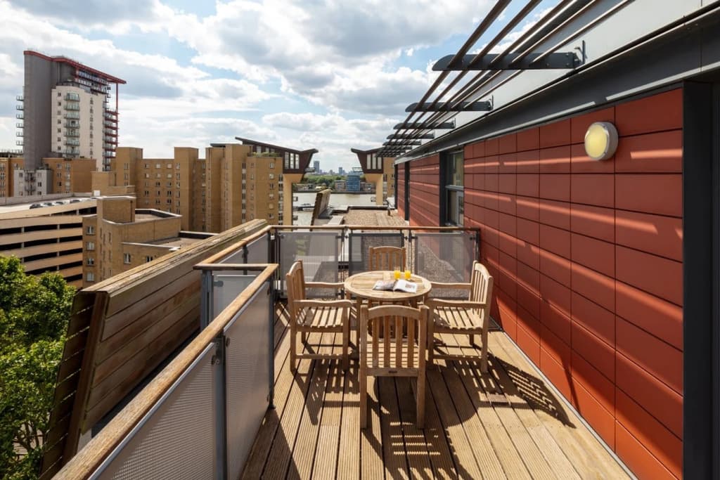 Marlin Apartments Canary Wharf - photo 16