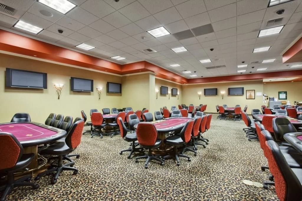 Suncoast Hotel and Casino - photo 10