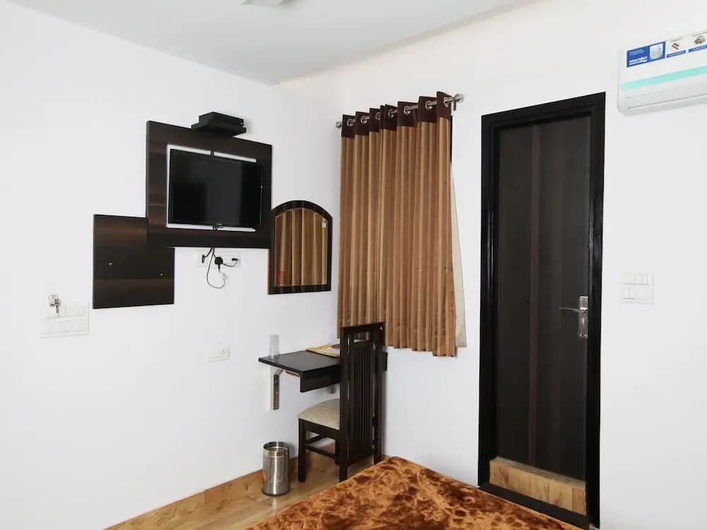 OYO 5385 Paschim Vihar - photo 5