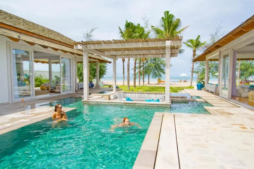 Mia Beach, Beach Villa And Events - photo 11