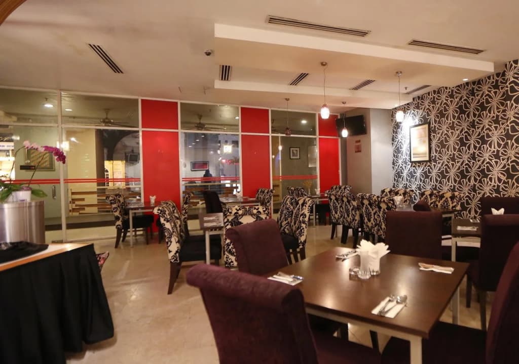 Peninsula Residence All Suite Hotel - photo 32