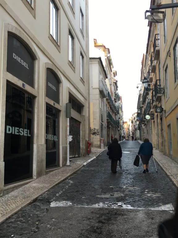 Lisbon Fragrances - photo 1