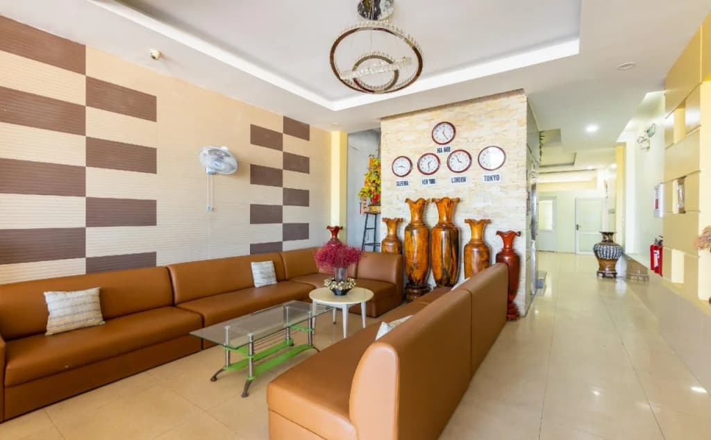 Grand Bostand Hotel - photo 2