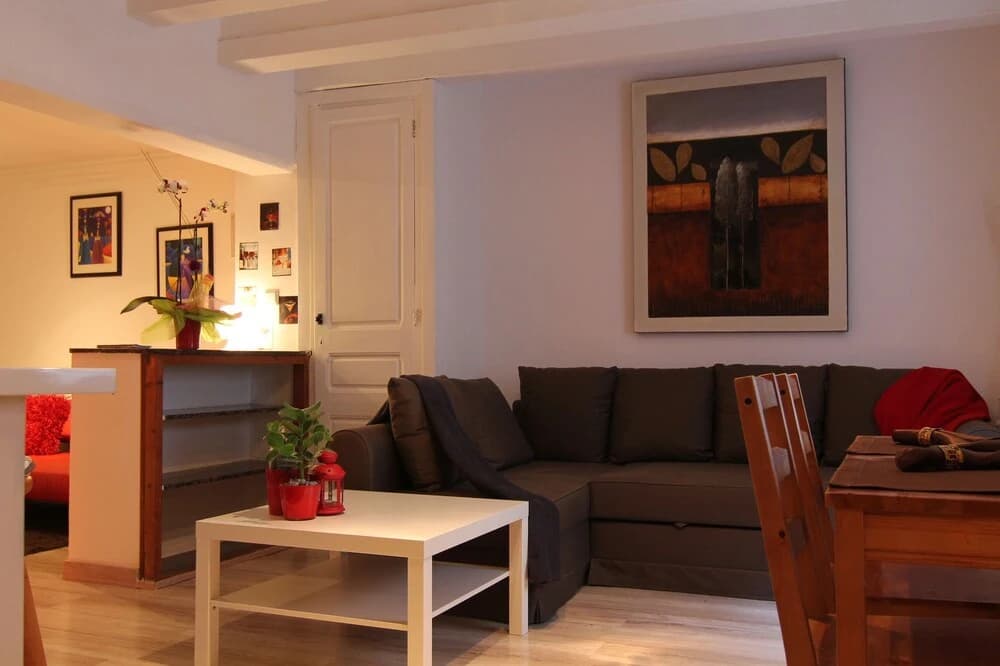 Gaudi Barcelona Rentals - photo 7