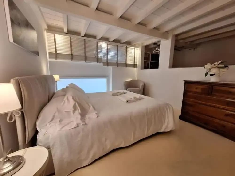 Cozy & Charming Florentine Hideaway - photo 1