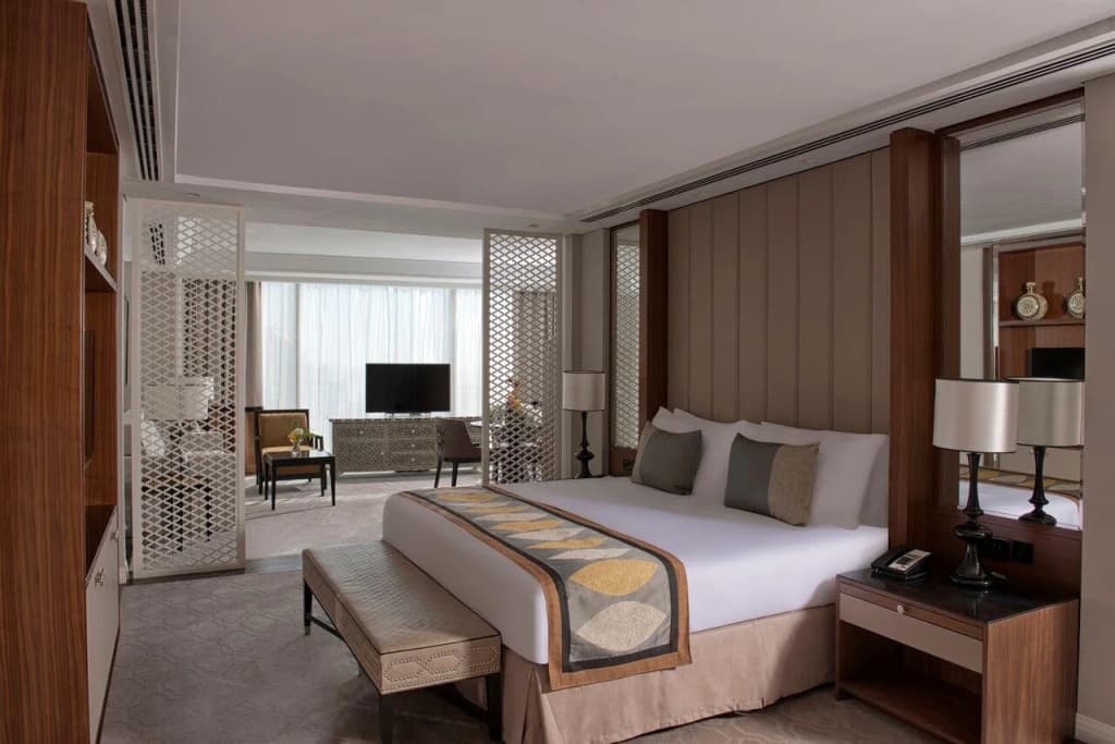Hotel Taj Dubai - photo 13