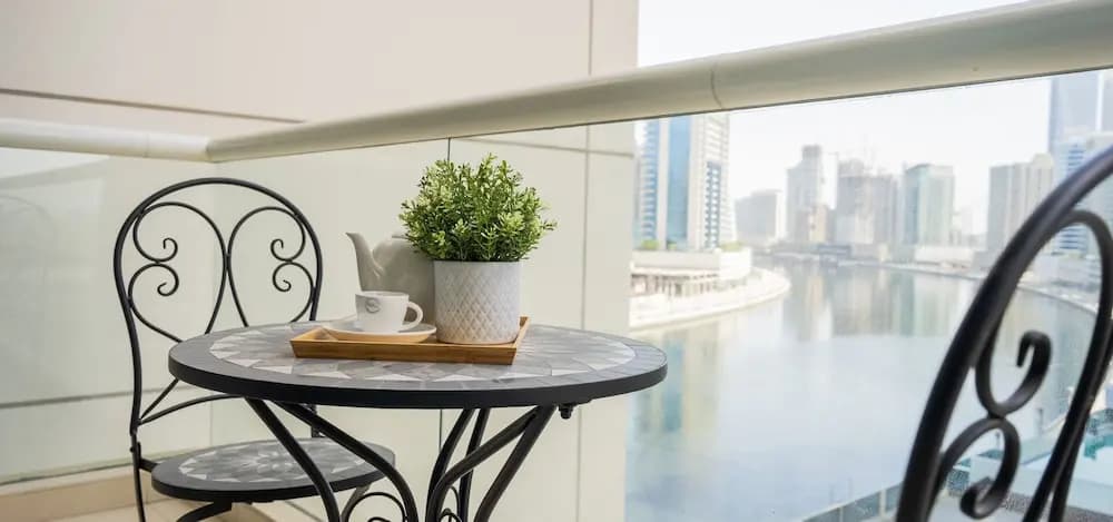 Fancy 1BR with Canal Views - photo 6