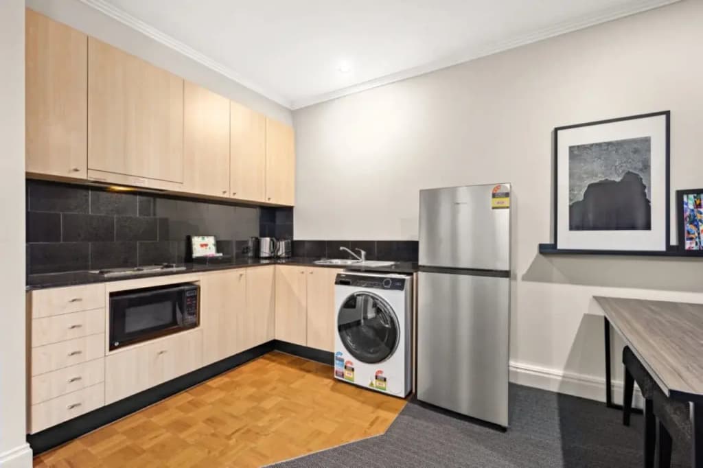 Melbourne City Suites - photo 10