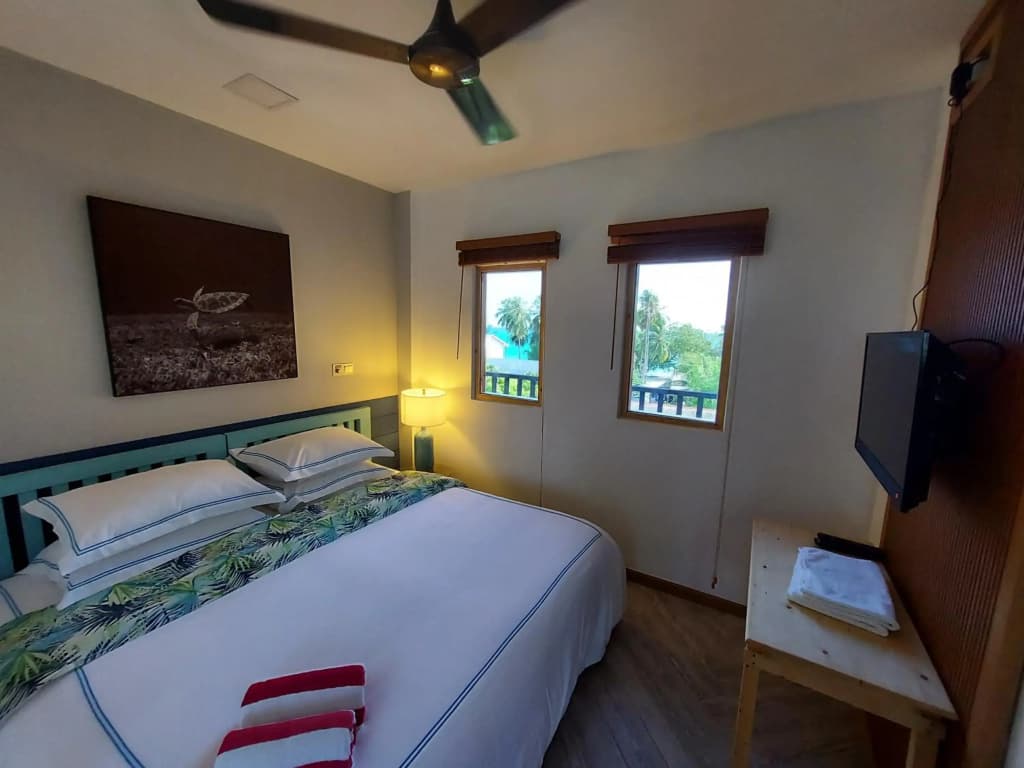 Palms retreat - photo 3