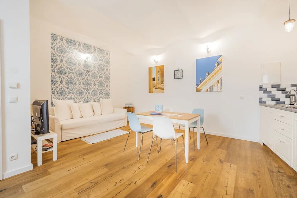 Vienna Vintage Apartment - photo 15