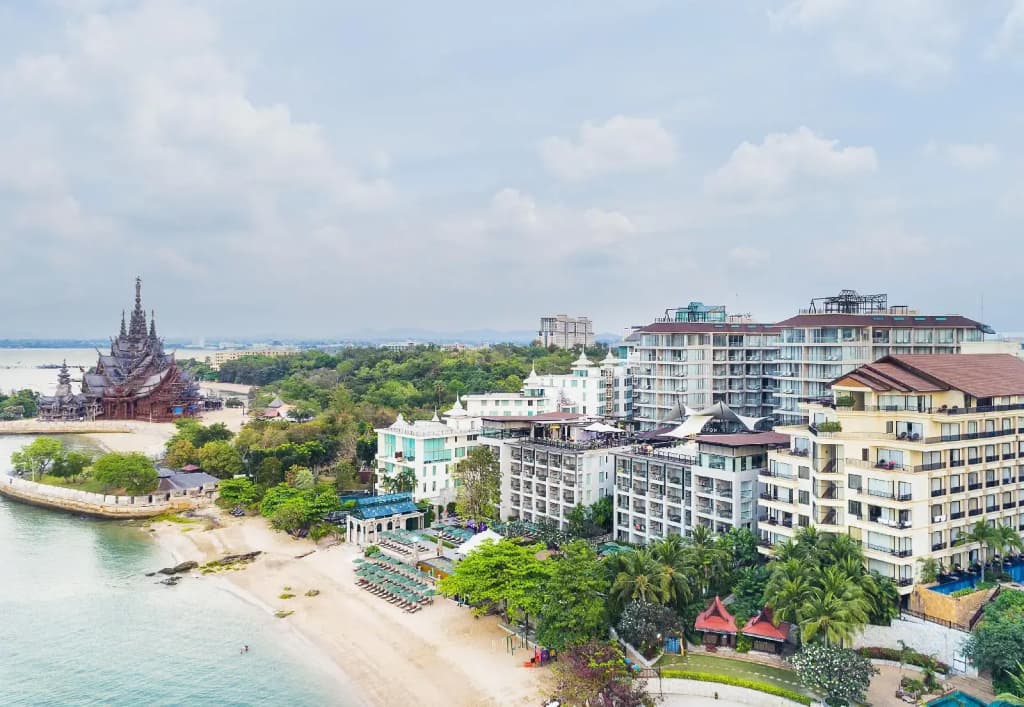 Pattaya Modus Beachfront Resort - photo 37