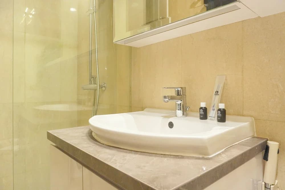 Gorgeous And Comfortable 1Br Sudirman Suites Apartment - photo 8