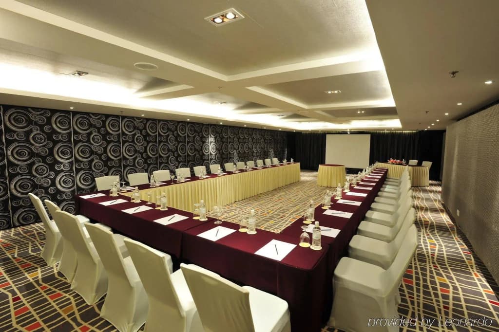 Ming Garden Hotel and Residences - photo 20