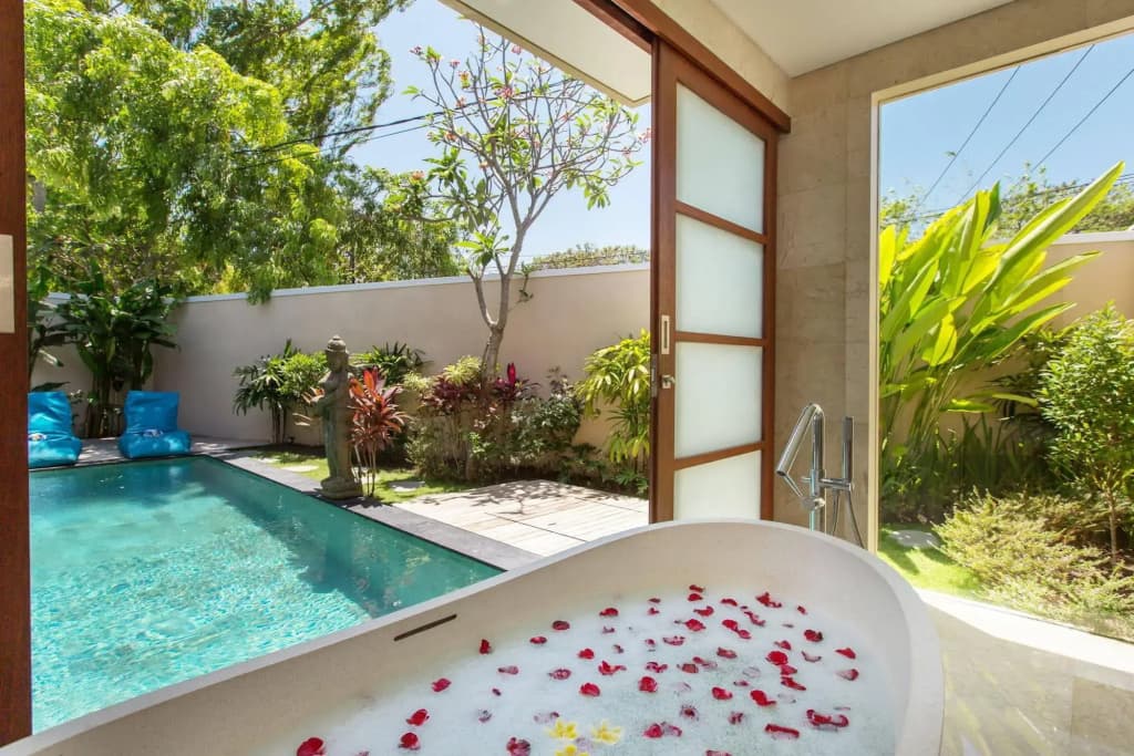 Beautiful Bali Villas - 6 mins walk to the beach - photo 16