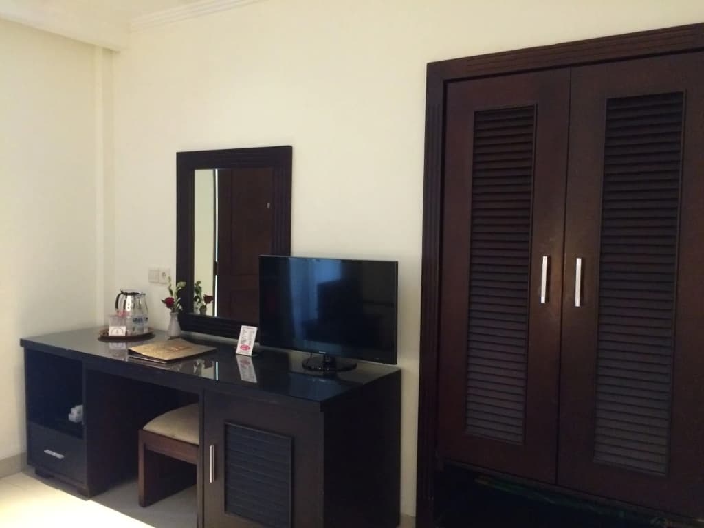 Hotel Puri Raja - photo 6