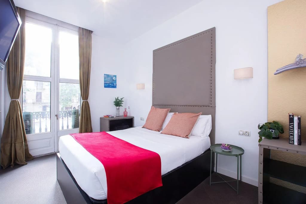 Amra Barcelona Caspe - photo 21