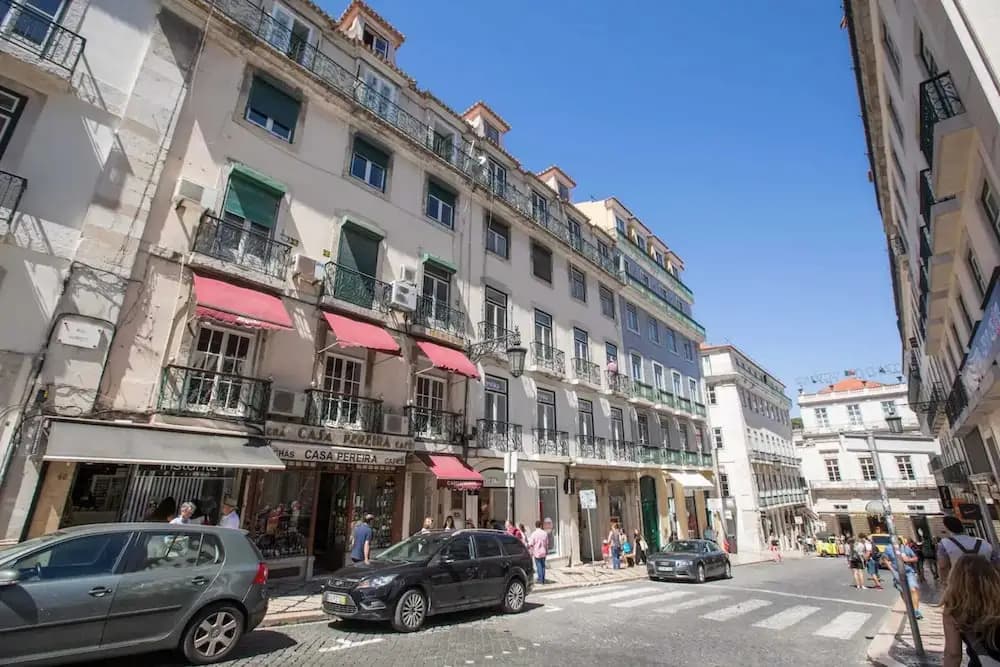 Amazing Topo Chiado Garrett Apartment by GuestReady - photo 1