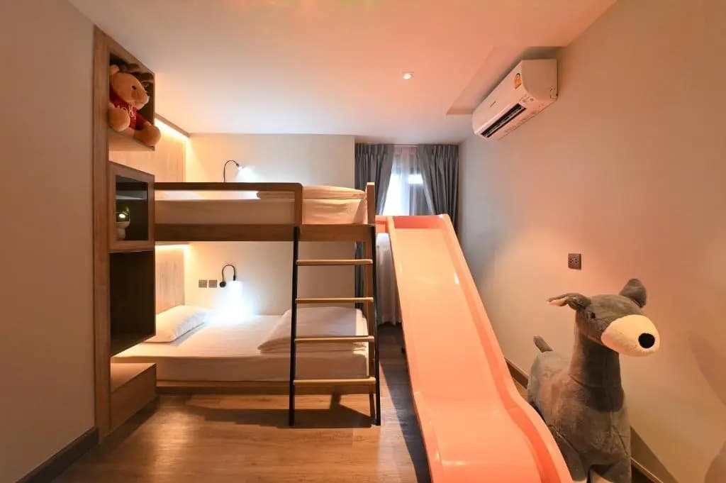 Moose Hotel Nimman - photo 10