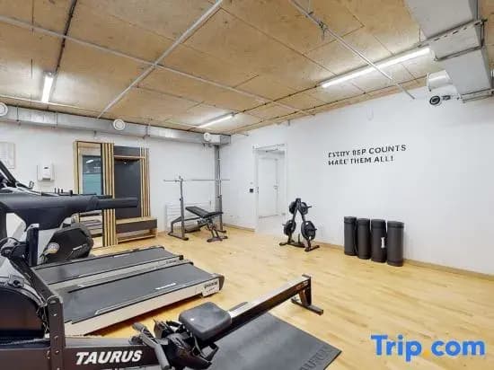 Room 1208 in a premium residence- Sport/laundry - photo 8