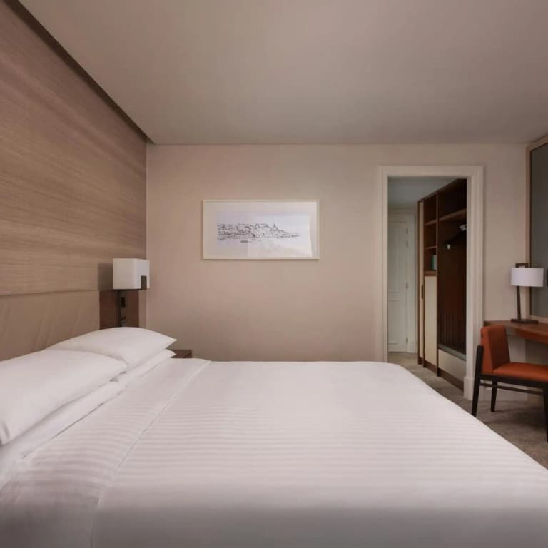 Lisbon Marriott Hotel - photo 43