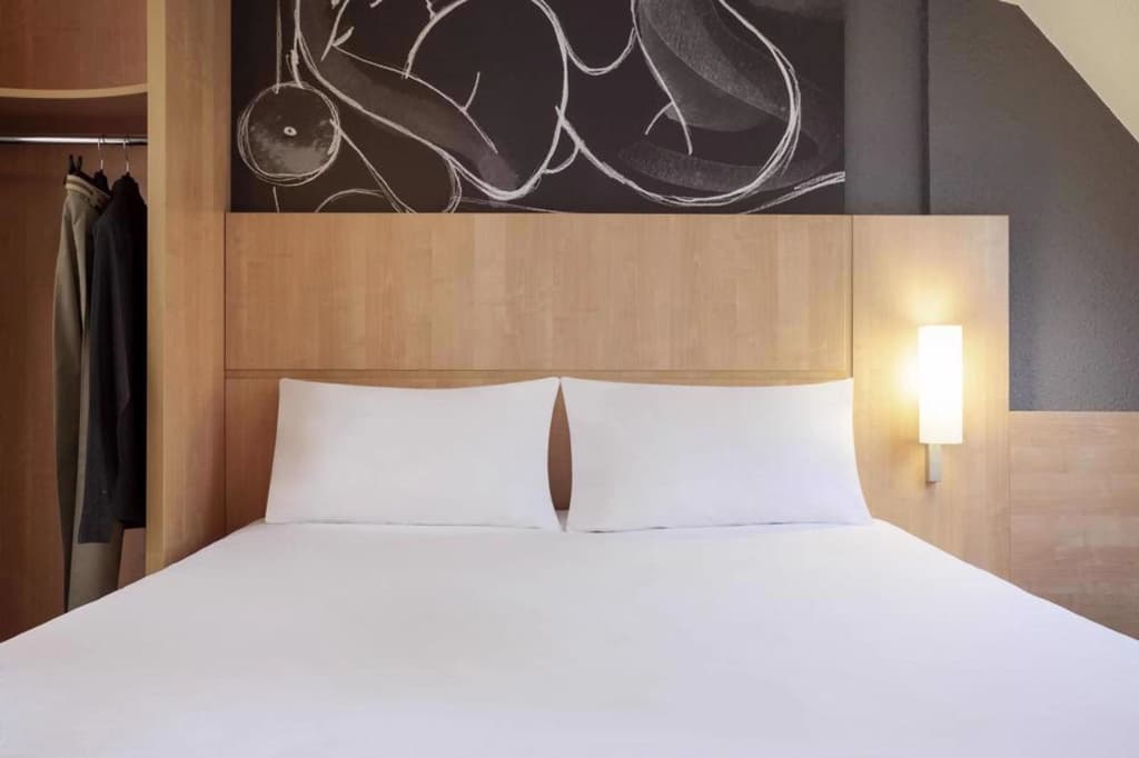 ibis Paris Maine Montparnasse 14ème - photo 2