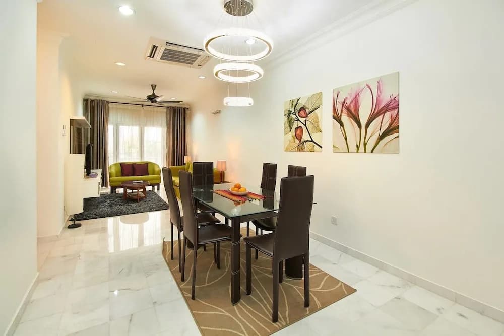Luxurious 2BR in Klcc - Managed by Guestready - photo 13