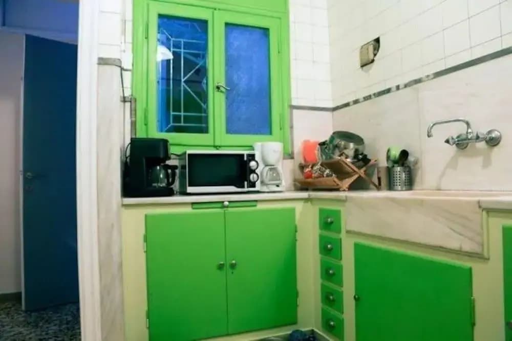 Chameleon Youth Hostel - Hostel - photo 18