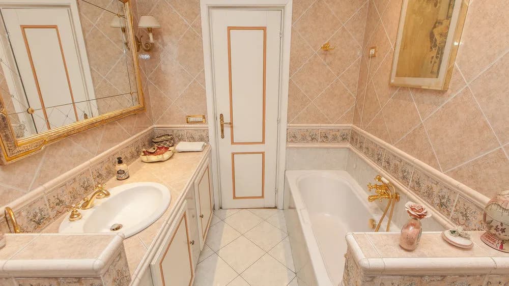 Vatican Apartments - photo 24