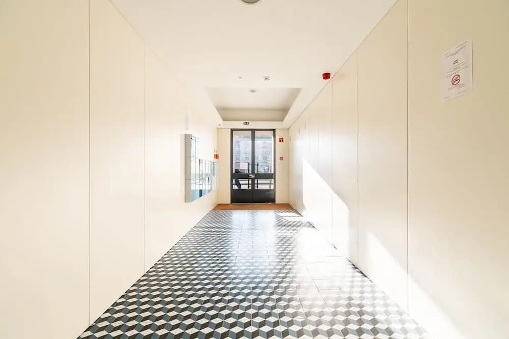 Graceful design studio with romantic view - photo 10