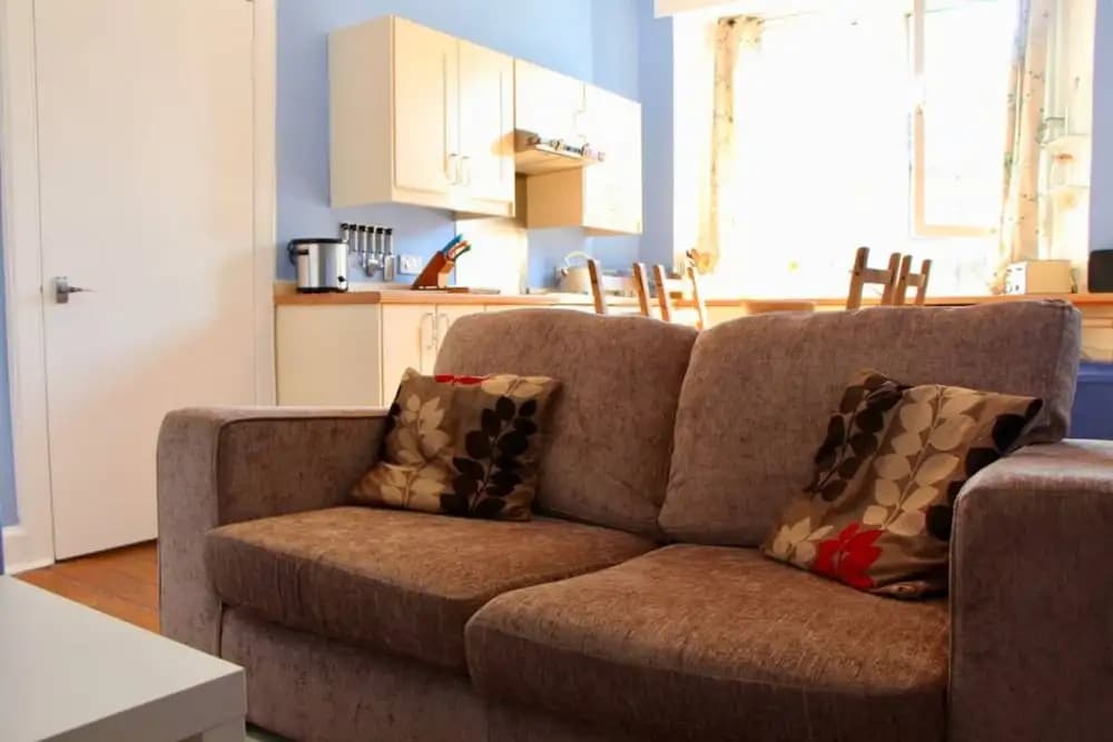 Central Edinburgh 1 Bedroom Flat - photo 3