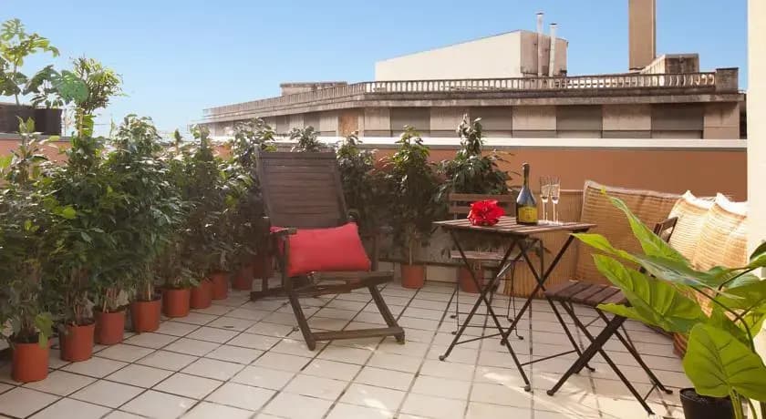 Enjoy Apartments Gaudir - photo 7