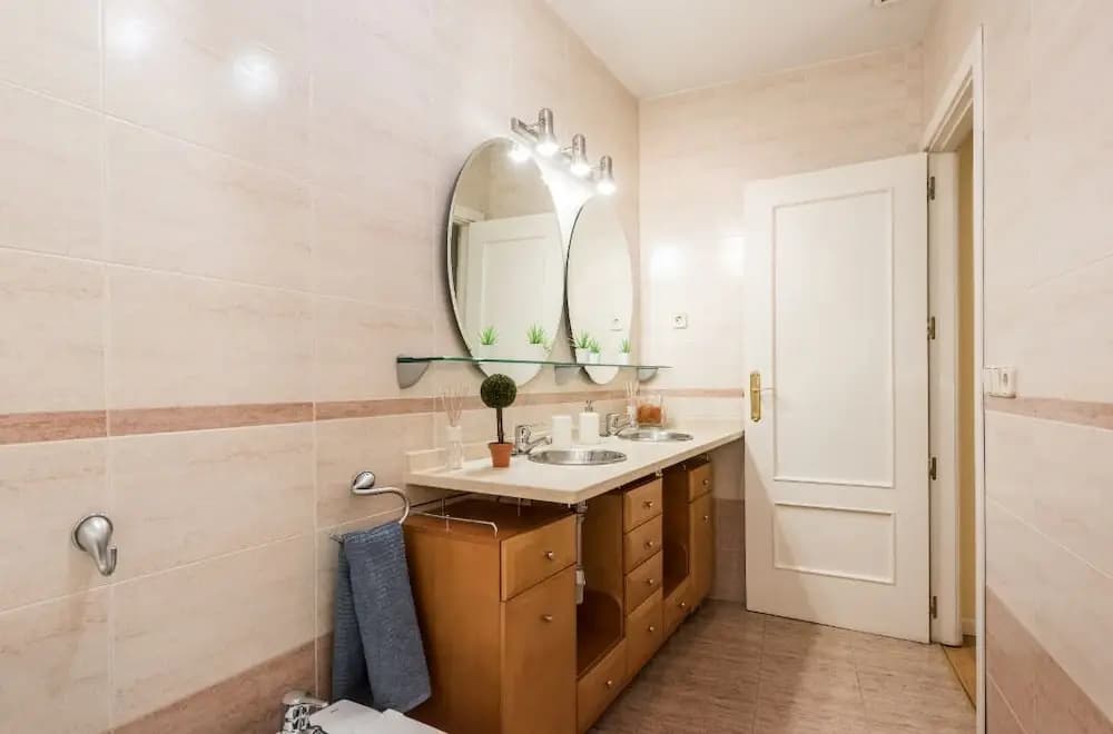 M&F Fuencarral Apartamento - photo 9