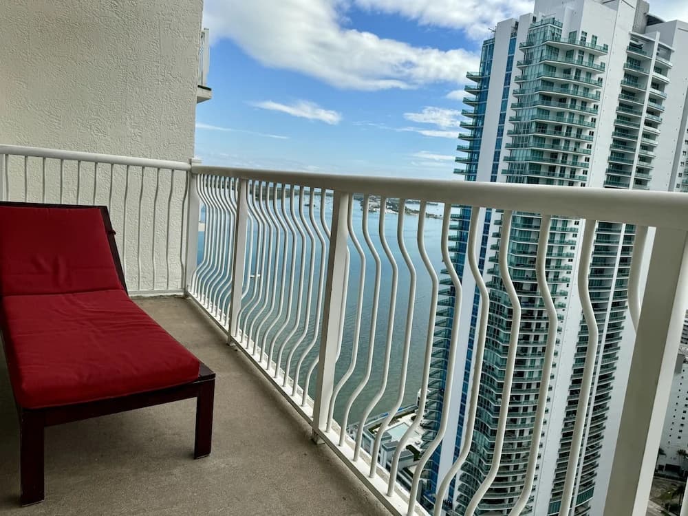 Miami Brickell unit Balcony Pool 1 pkg - photo 13