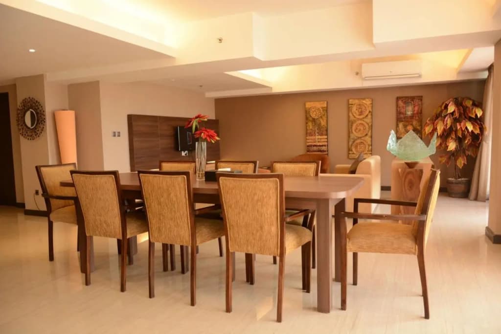 Best Western Premier Sunset Road - photo 24