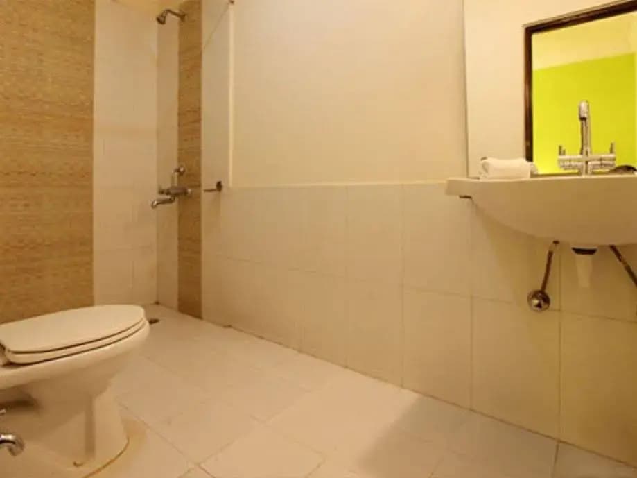 Hotel The Grand Shoba - photo 8