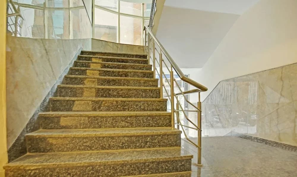 Treebo Trend Emblem Suites - photo 11
