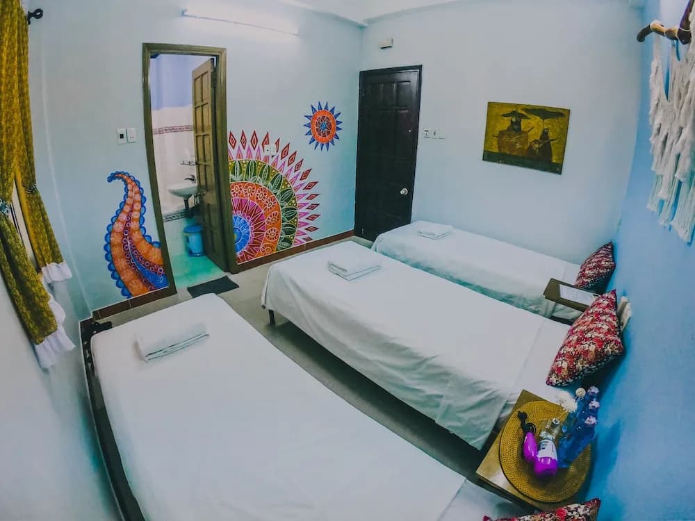 The Youth Hotel - photo 3
