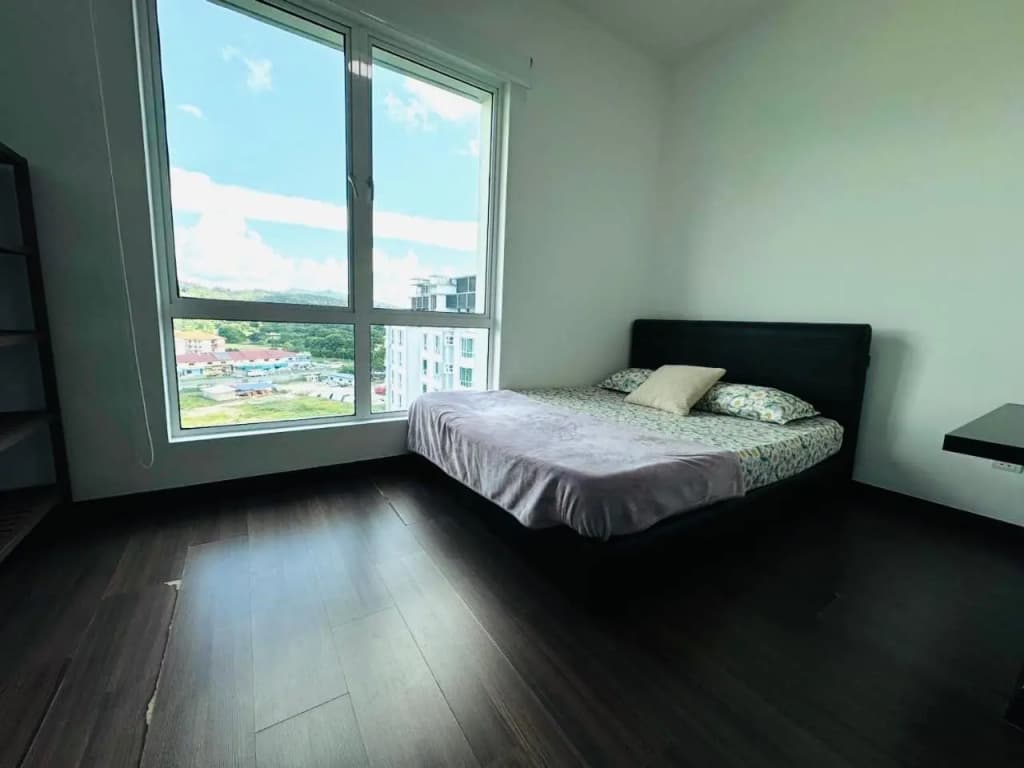 Sandakan Spacious and Comfortable Pool View Condo - photo 6