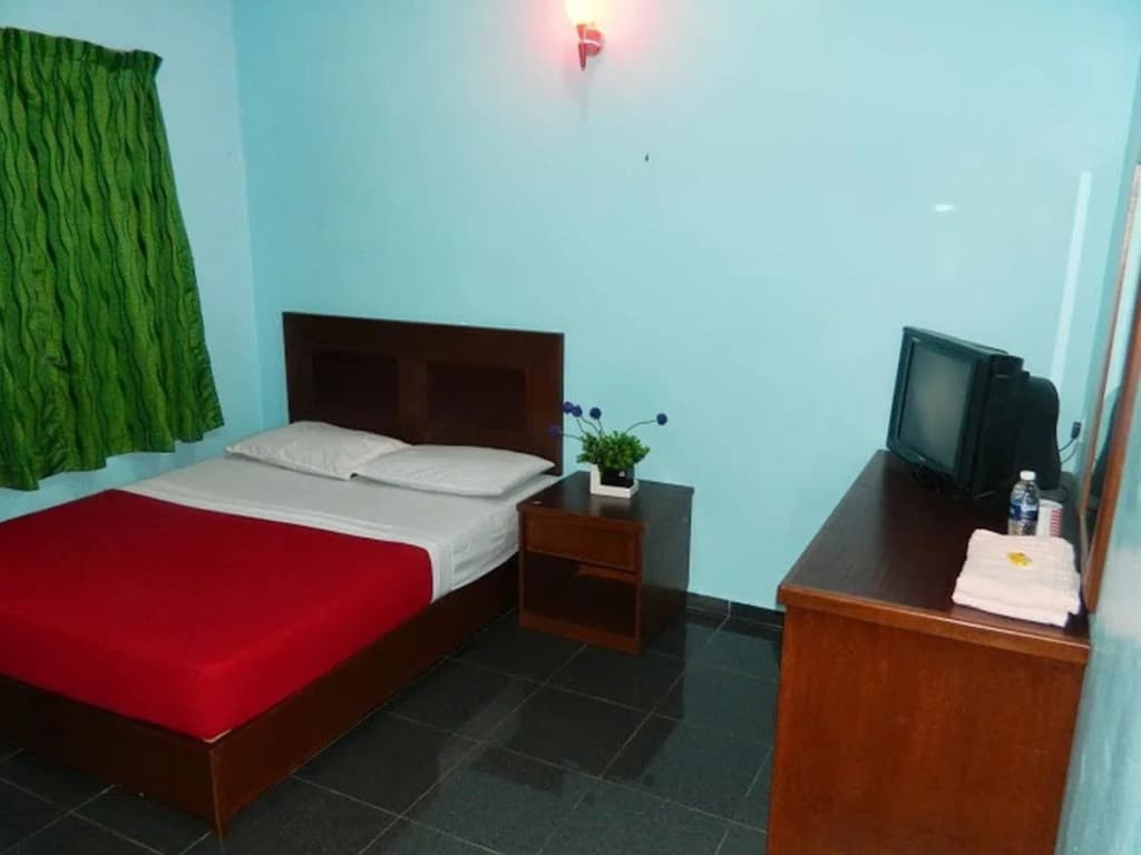 Riverside Hotel - photo 9