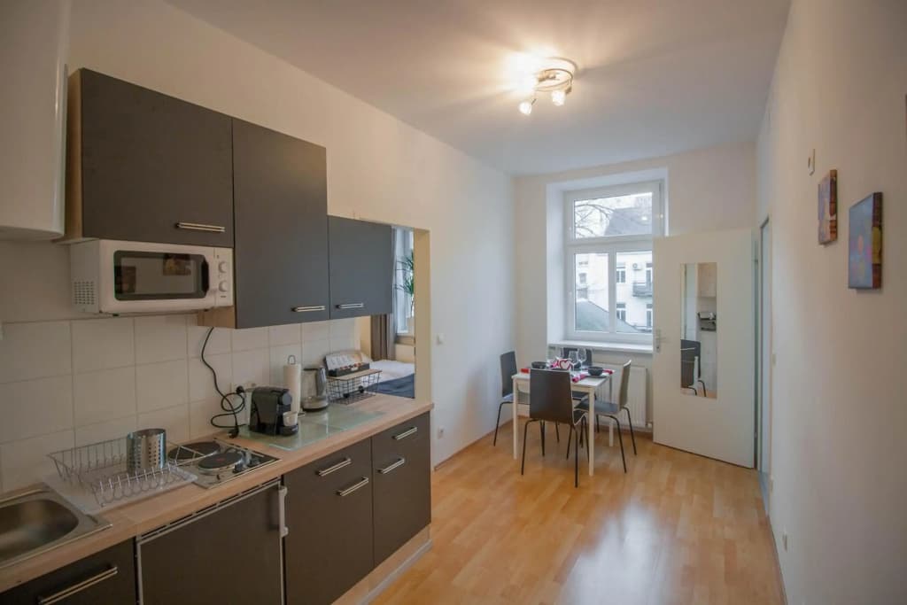Cozy 2 ROOM APARTMENT - Enjoy Viennas winter season - photo 14