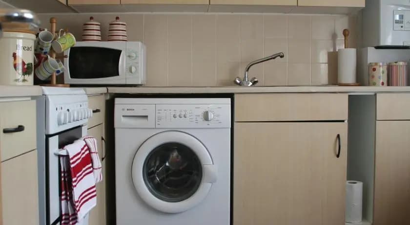3/8 Whyte Place - main photo