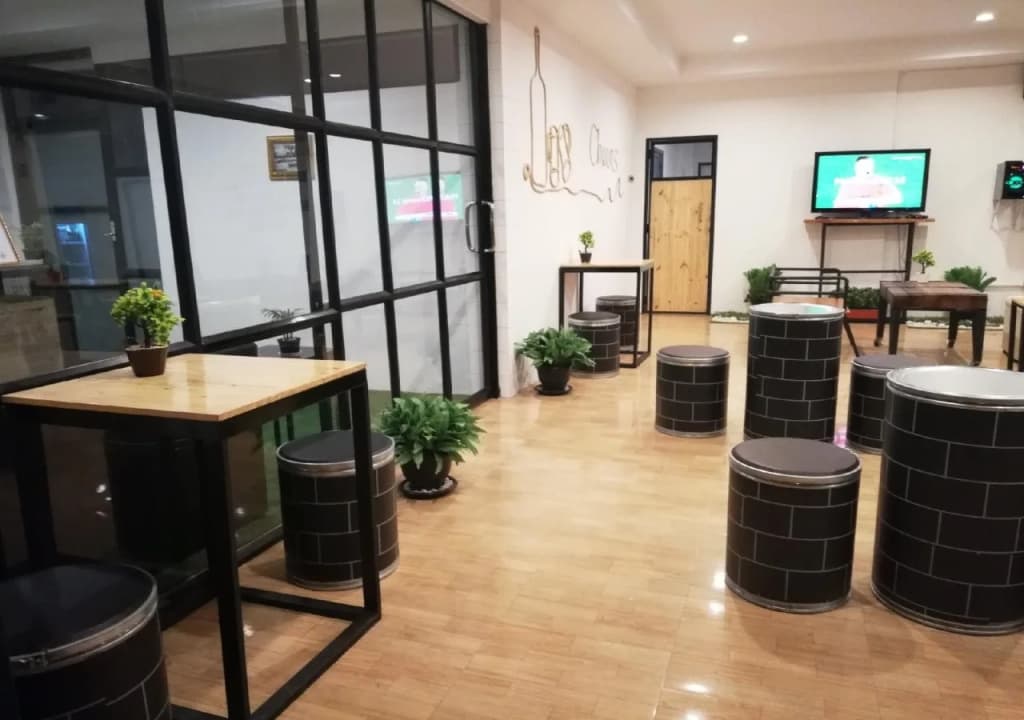 Alita Hostel&Bar - photo 11